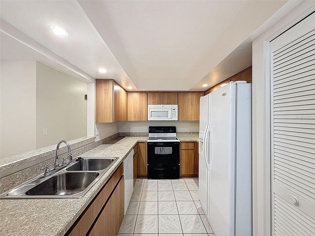 11341 DOLLAR LAKE DRIVE 1, Port Richey, FL 34668