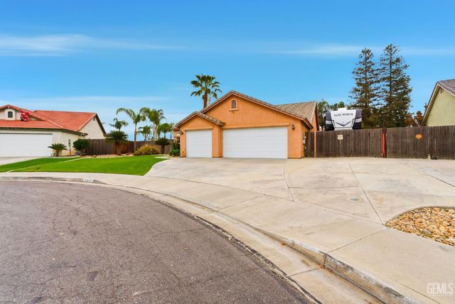 6607 Lilydale Drive, Bakersfield, CA 93313