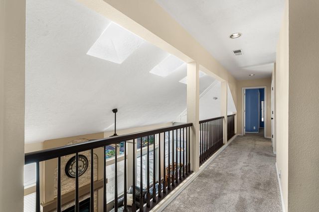 8101 Rancho Lago Court NW, Albuquerque, NM 87120