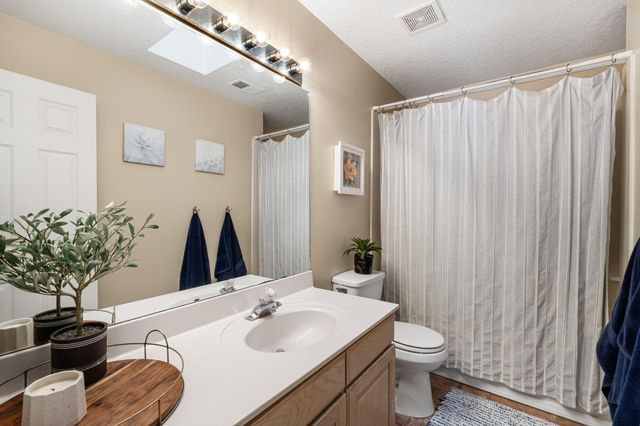 8101 Rancho Lago Court NW, Albuquerque, NM 87120