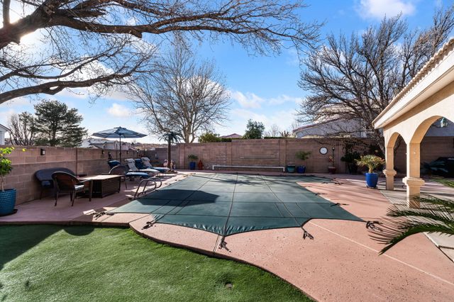 8101 Rancho Lago Court NW, Albuquerque, NM 87120
