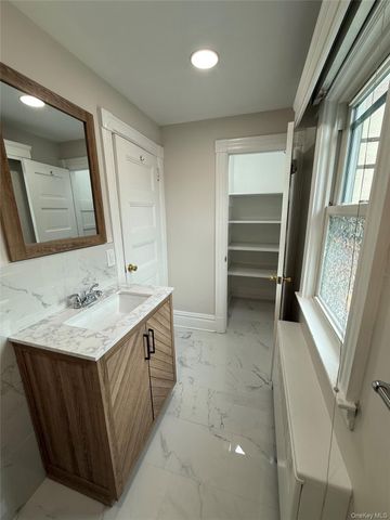 153 Main Street, Huntington, NY 11743