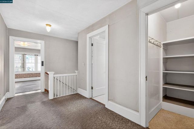 3824 Lakeshore Ave, Oakland, CA 94610