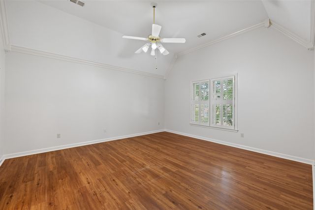 8925 LEAF TRAIL CV, Memphis, TN 38018