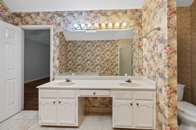 8925 LEAF TRAIL CV, Memphis, TN 38018