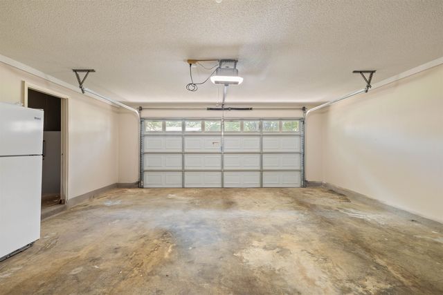 8925 LEAF TRAIL CV, Memphis, TN 38018