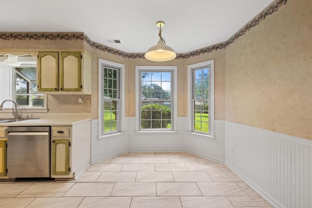 8925 LEAF TRAIL CV, Memphis, TN 38018