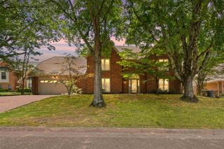 8925 LEAF TRAIL CV, Memphis, TN 38018