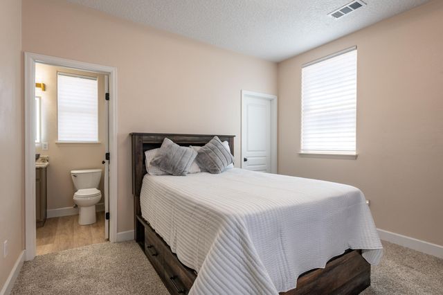 1440 Highline Street NW, Los Lunas, NM 87031