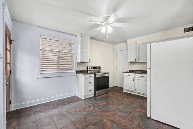 113 4th Avenue, 9-111, Dayton, KY 41074