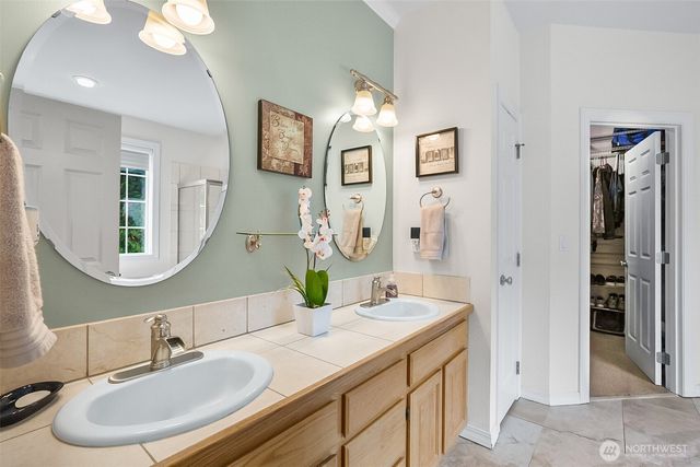 33 Zermatt Court, Camano Island, WA 98282