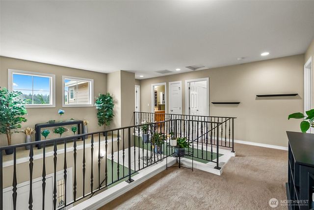 33 Zermatt Court, Camano Island, WA 98282