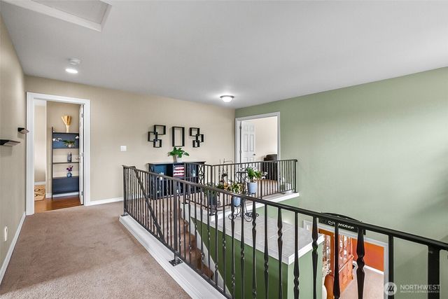 33 Zermatt Court, Camano Island, WA 98282