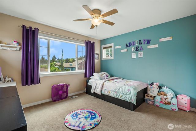33 Zermatt Court, Camano Island, WA 98282