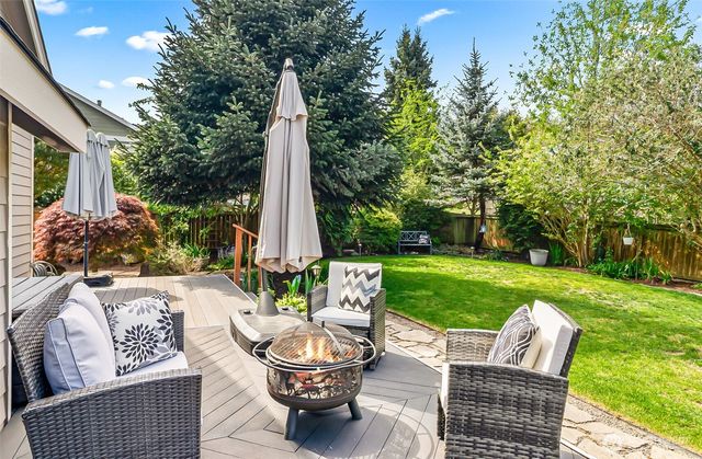 33 Zermatt Court, Camano Island, WA 98282