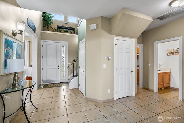 33 Zermatt Court, Camano Island, WA 98282