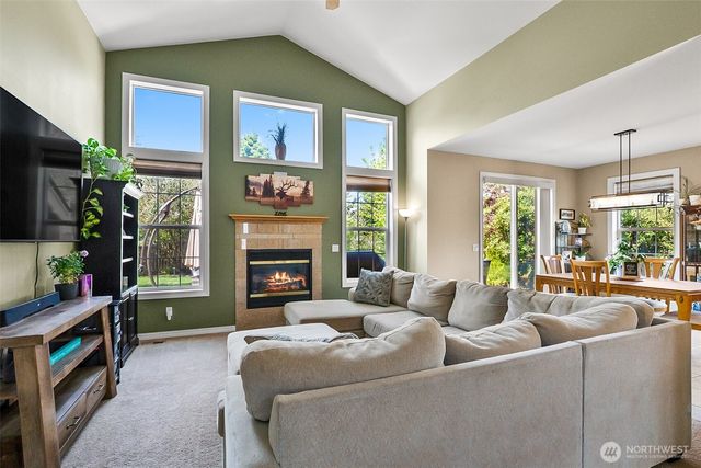 33 Zermatt Court, Camano Island, WA 98282