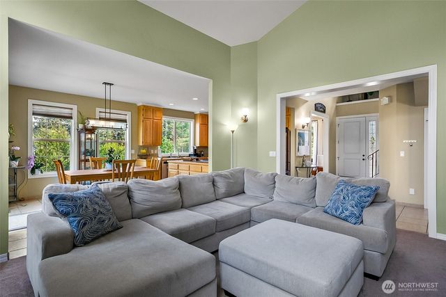 33 Zermatt Court, Camano Island, WA 98282