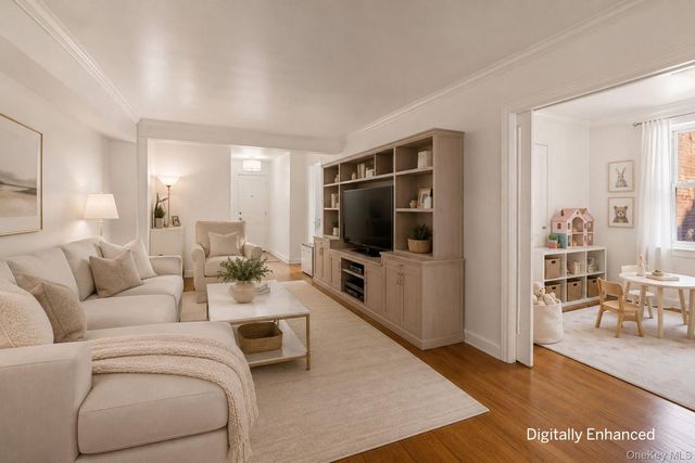 72-10 112th Street 3B, Forest Hills, NY 11375