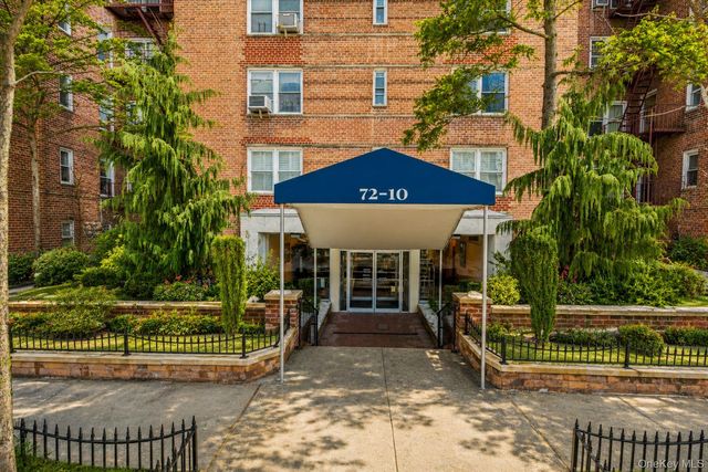 72-10 112th Street 3B, Forest Hills, NY 11375