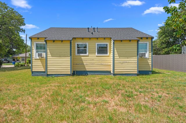 1808 Prairie View Drive, Dallas, TX 75235