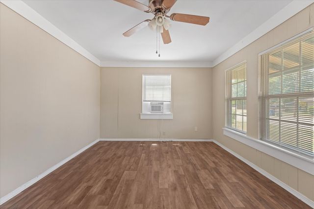 1808 Prairie View Drive, Dallas, TX 75235
