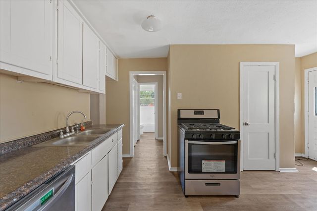 1808 Prairie View Drive, Dallas, TX 75235