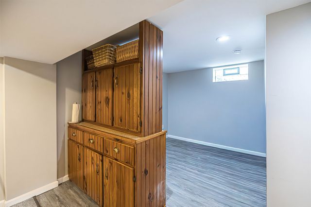 1884 E 2ND Street, Erie, PA 16511