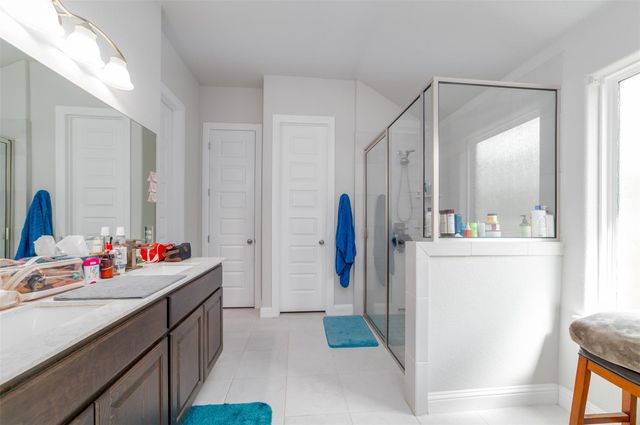 273 Rimrock CT, Bastrop, TX 78602