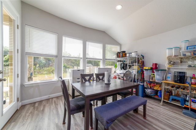 273 Rimrock CT, Bastrop, TX 78602