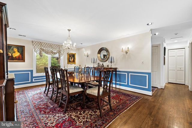 19 SEMINARY DR, Lutherville Timonium, MD 21093