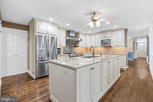 19 SEMINARY DR, Lutherville Timonium, MD 21093