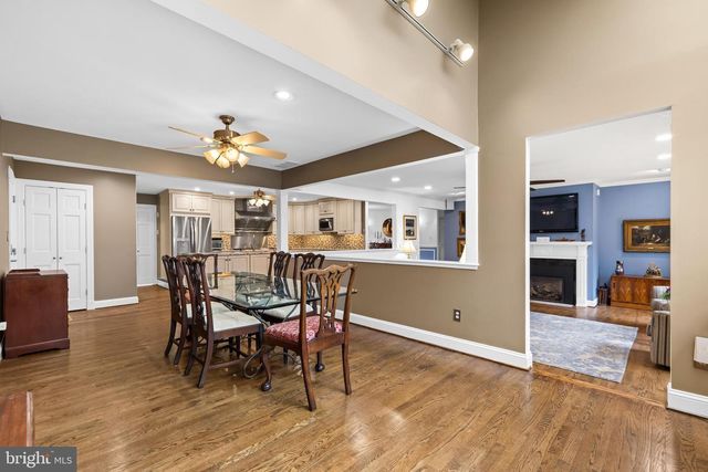19 SEMINARY DR, Lutherville Timonium, MD 21093