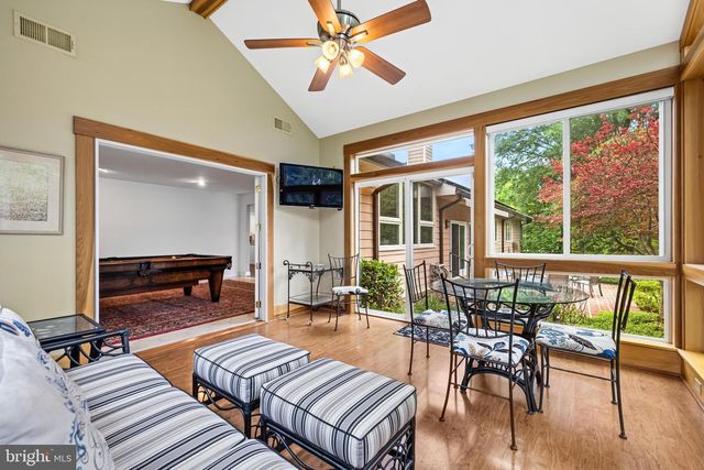19 SEMINARY DR, Lutherville Timonium, MD 21093