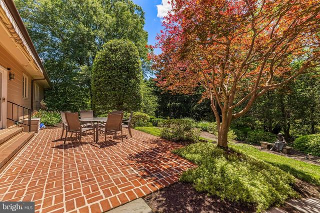 19 SEMINARY DR, Lutherville Timonium, MD 21093