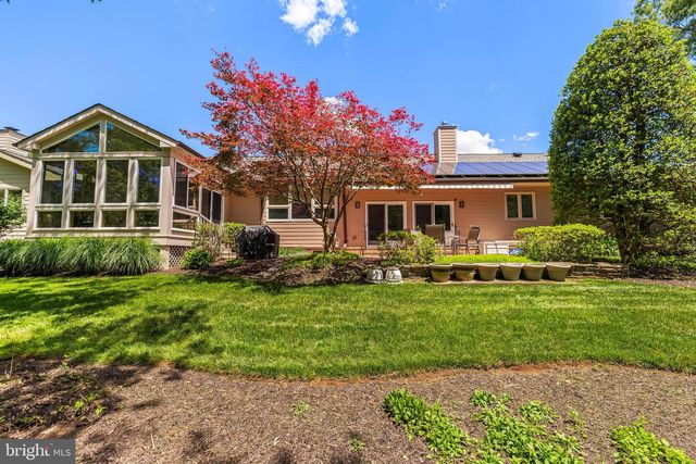 19 SEMINARY DR, Lutherville Timonium, MD 21093