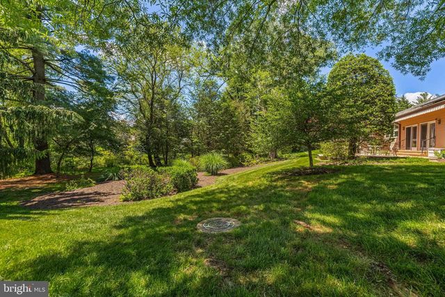 19 SEMINARY DR, Lutherville Timonium, MD 21093