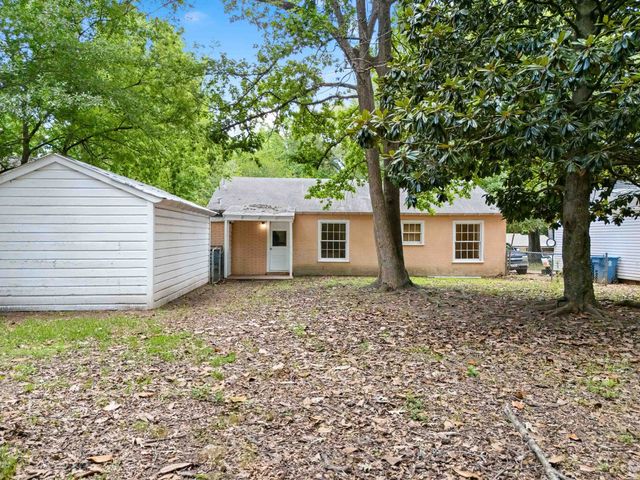 627 Helen, Kilgore, TX 75662