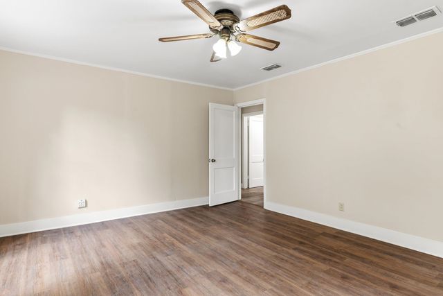 627 Helen, Kilgore, TX 75662