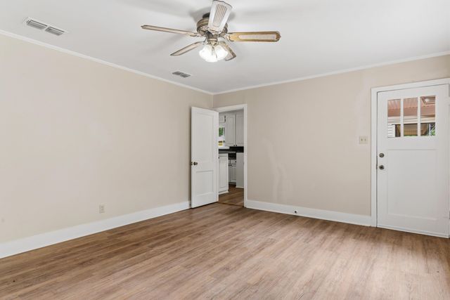 627 Helen, Kilgore, TX 75662