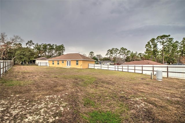13 HEMLOCK TRACE COURT, Ocala, FL 34472