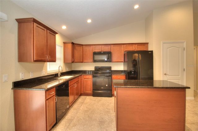 13 HEMLOCK TRACE COURT, Ocala, FL 34472