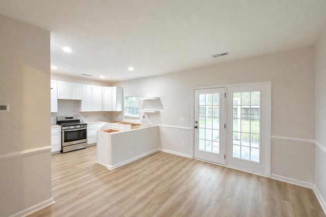 2787 Summertrees Boulevard, Johns Island, SC 29455