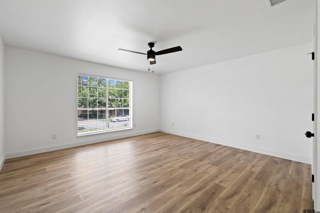 1809 Chipco Dr, Tyler, TX 75703
