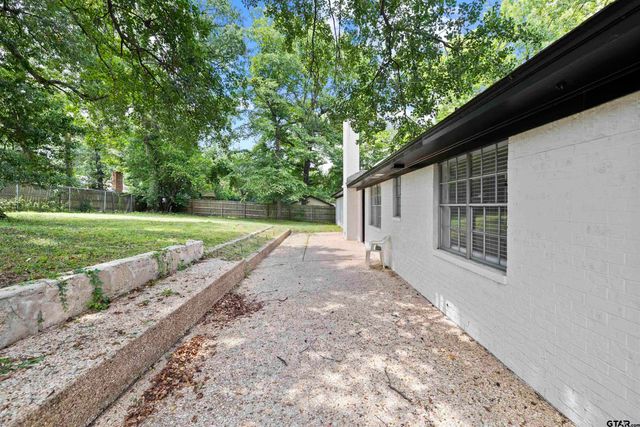 1809 Chipco Dr, Tyler, TX 75703