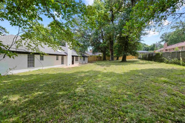 1809 Chipco Dr, Tyler, TX 75703