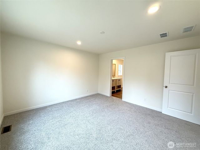 854 Mount Olympus Avenue SE, Ocean Shores, WA 98569