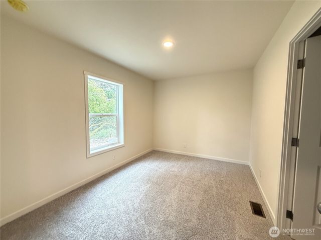 854 Mount Olympus Avenue SE, Ocean Shores, WA 98569