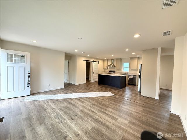 854 Mount Olympus Avenue SE, Ocean Shores, WA 98569