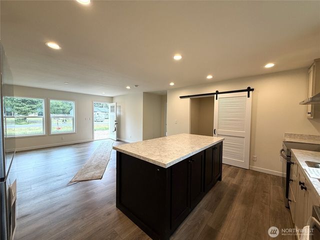 854 Mount Olympus Avenue SE, Ocean Shores, WA 98569